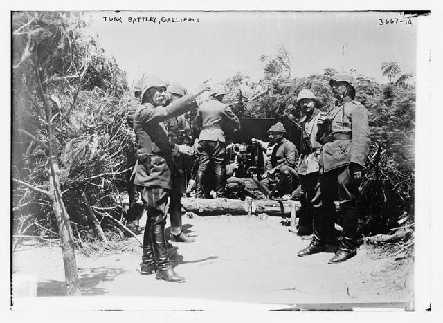 turk battery at Gallipoli 1915